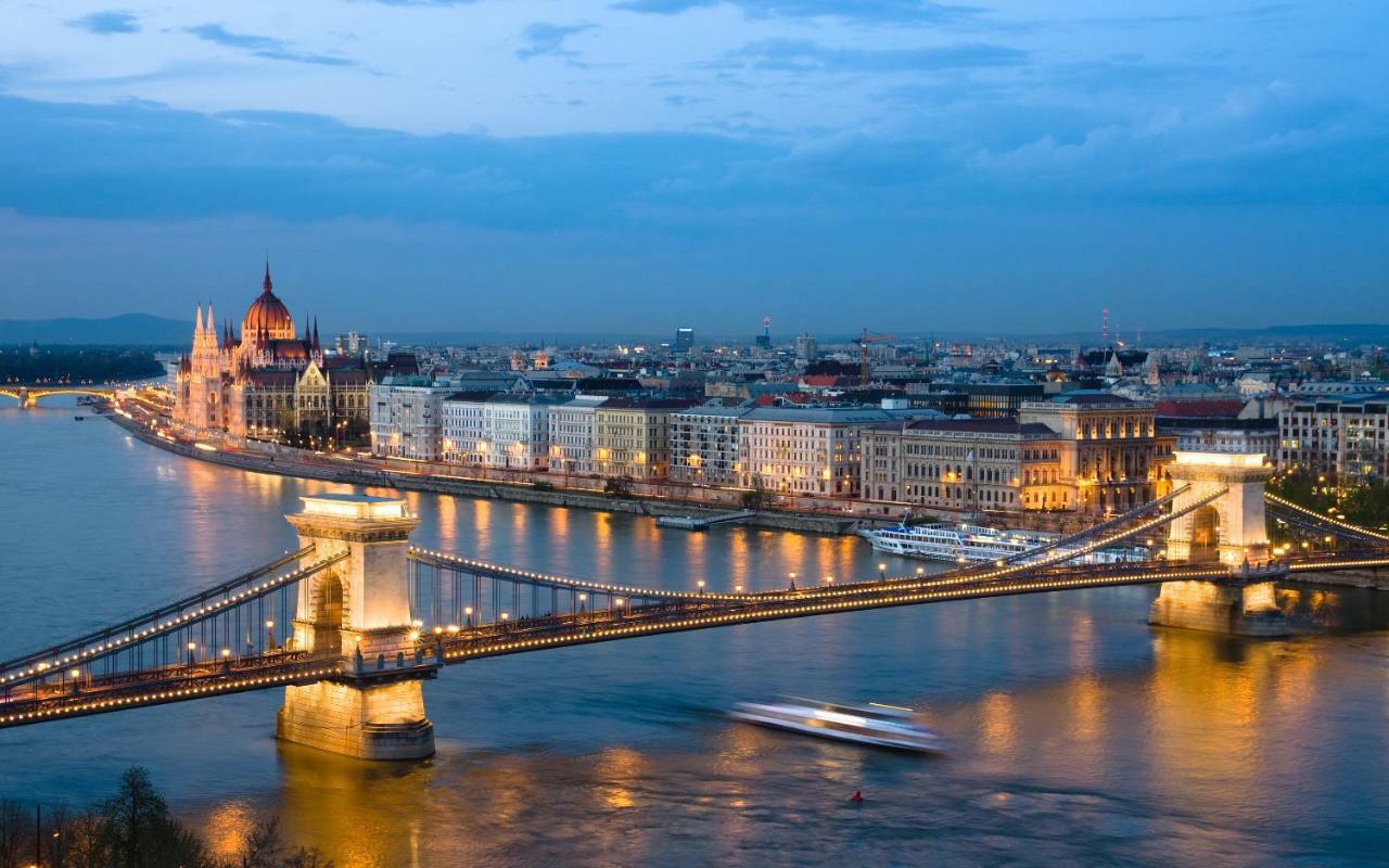 Suites 13 Budapeste Exterior foto